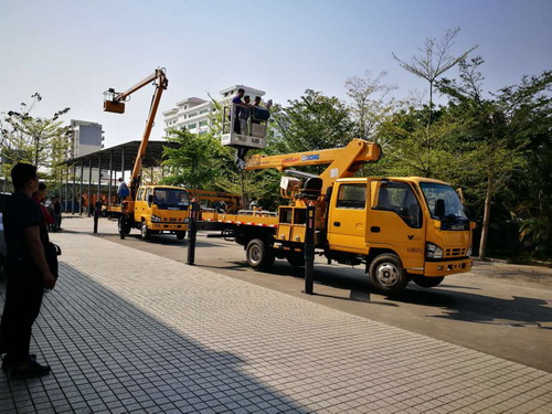 高空作業車.jpg